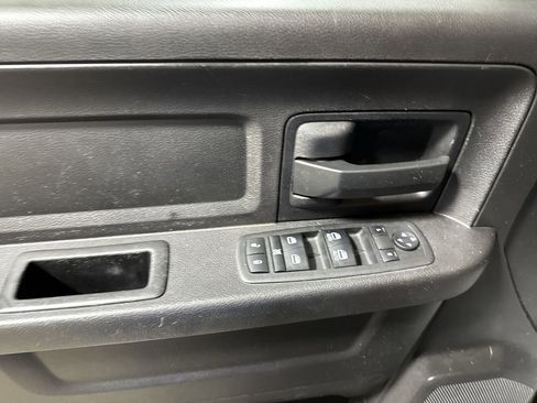 Used 2018 RAM 2500 Tradesman w/ Chrome Appearance Group image 20