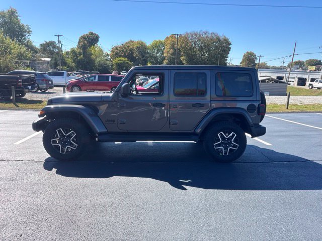 New 2027 Jeep Wrangler Unlimited Sahara AWD/4WD image 4