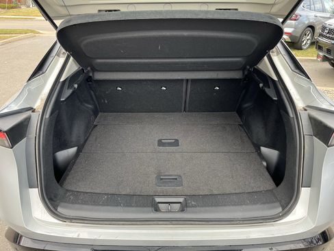 Used 2023 Nissan Ariya AWD image 16