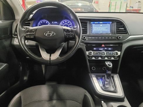 Used 2020 Hyundai Elantra Value Edition w/ Cargo Package (C1) FWD image 22