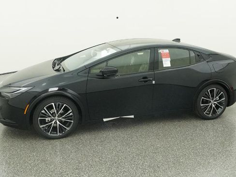 New 2026 Toyota Prius XLE FWD image 19