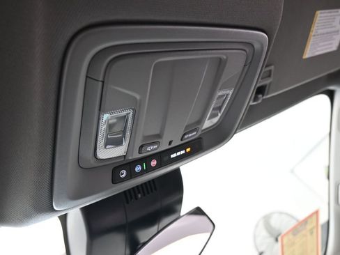Used 2024 Chevrolet Silverado 1500 LT RWD image 32
