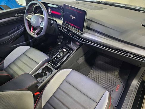 New 2026 Volkswagen GTI SE image 11