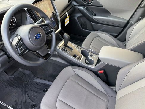Used 2025 Subaru Crosstrek 2.0i Premium image 10