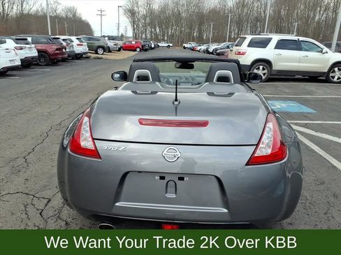 Used 2019 Nissan 370Z Touring Sport image 7