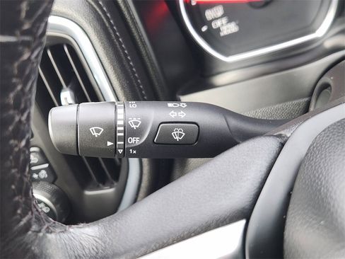 Used 2021 Chevrolet Silverado 1500 RST image 27