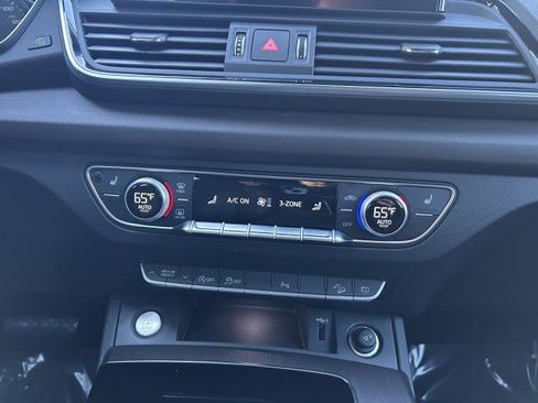 Certified 2023 Audi Q5 2.0T Premium w/ Convenience Package image 15