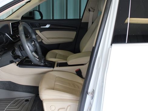 Used 2020 Audi Q5 Prestige AWD/4WD image 42