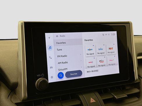 Used 2024 Toyota RAV4 LE image 21