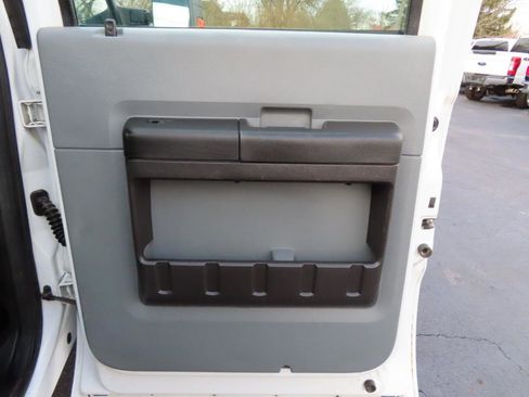 Used 2011 Ford F250 XL w/ PWR Equipment Group image 45