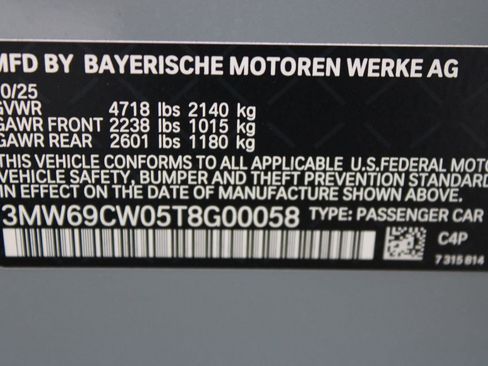 Used 2026 BMW 330i Sedan w/ M Sport Package image 21