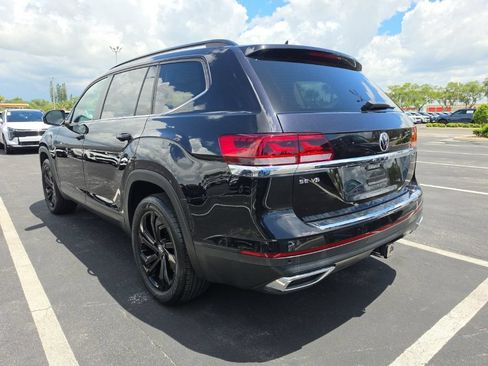 Used 2022 Volkswagen Atlas SE FWD image 12