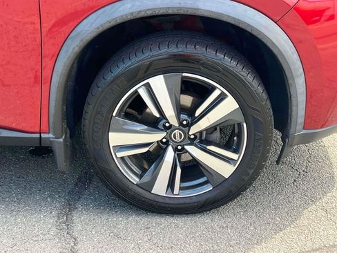 Used 2021 Nissan Rogue SL AWD/4WD image 5