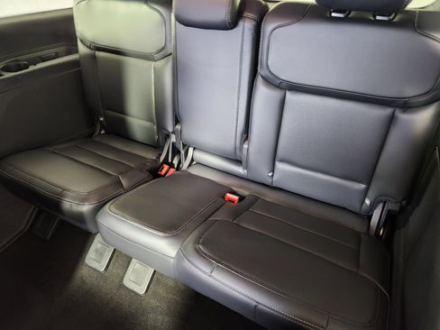 New 2026 Ford Expedition Platinum w/ Driver's Package image 15