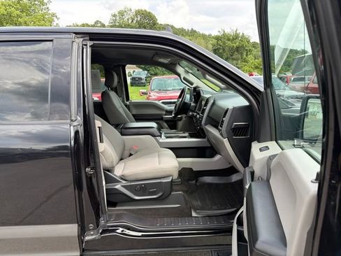 Used 2019 Ford F150 XLT w/ Equipment Group 302A Luxury AWD/4WD image 30