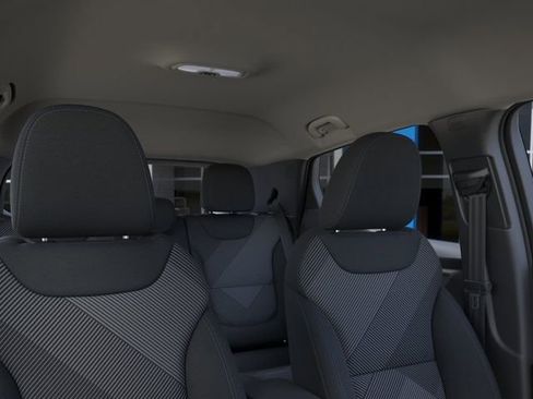 New 2027 Chevrolet Bolt LT FWD image 24