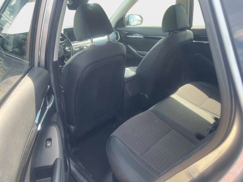 Certified 2025 Kia Seltos S FWD image 7