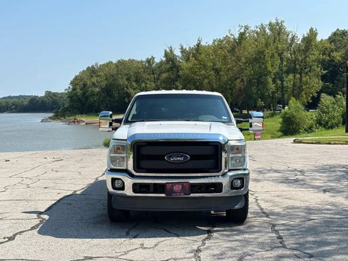 Used 2016 Ford F250 XL w/ Power Equipment Group AWD/4WD image 2