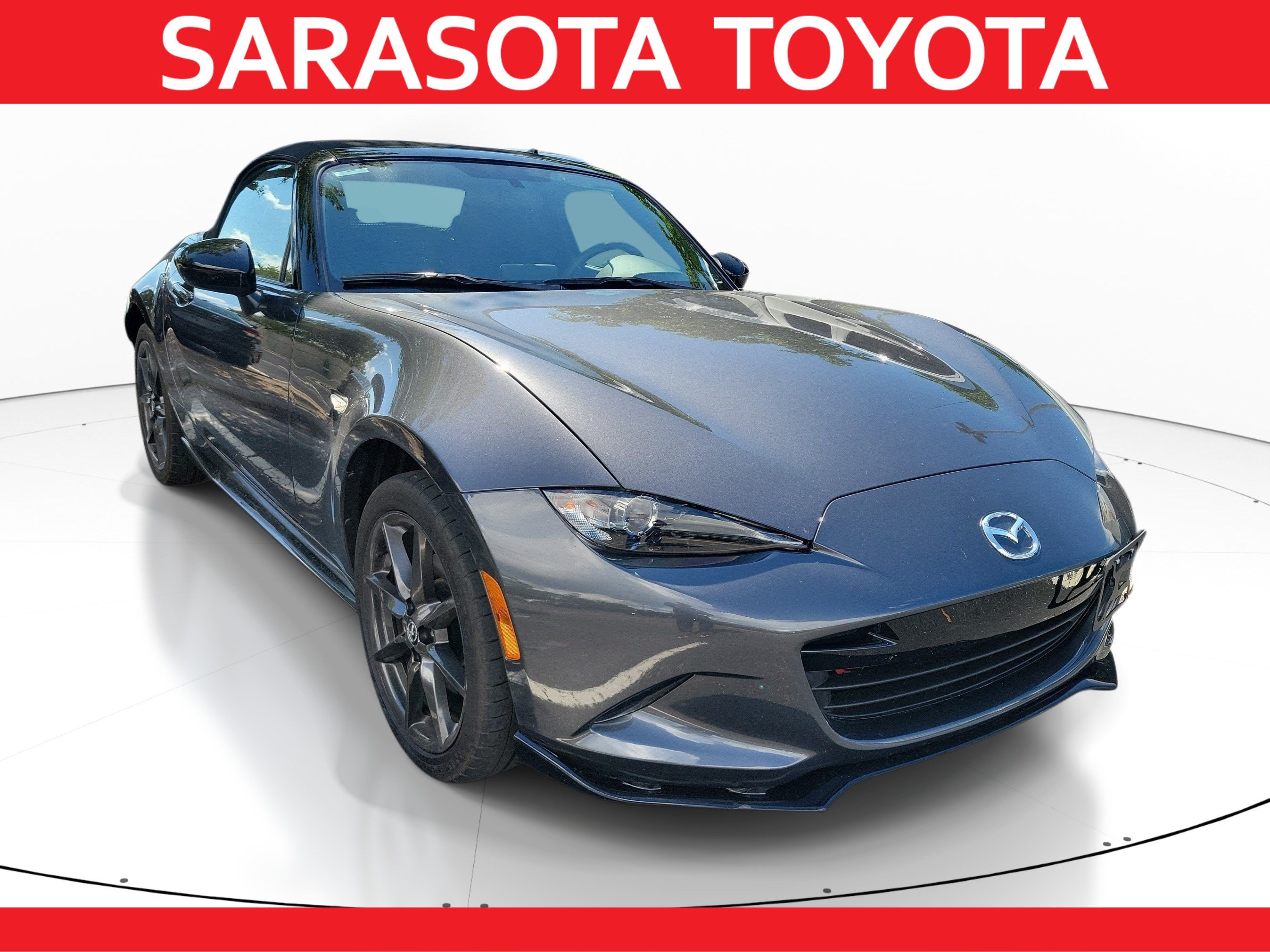 Used 2017 MAZDA MX-5 Miata Club RWD image 1
