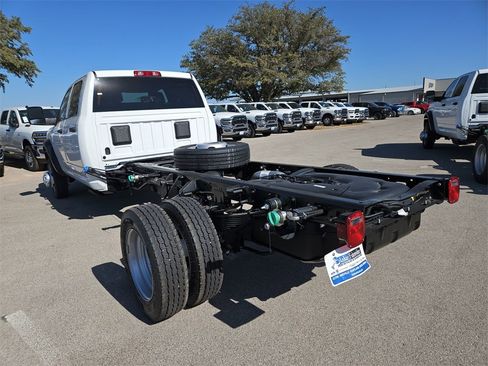 New 2026 RAM 5500 Tradesman w/ Chrome Appearance Group image 5