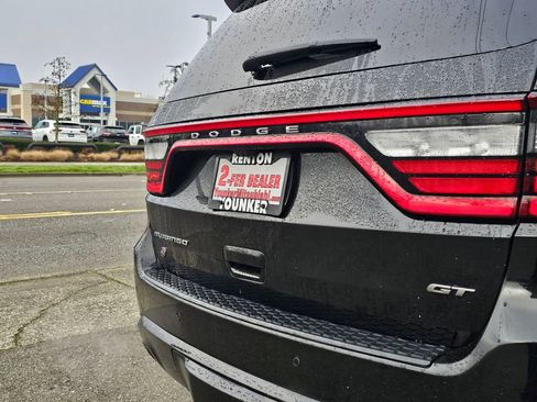 Used 2024 Dodge Durango GT image 10