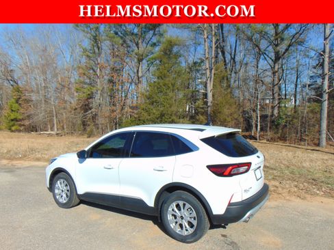 Used 2023 Ford Escape Active image 7