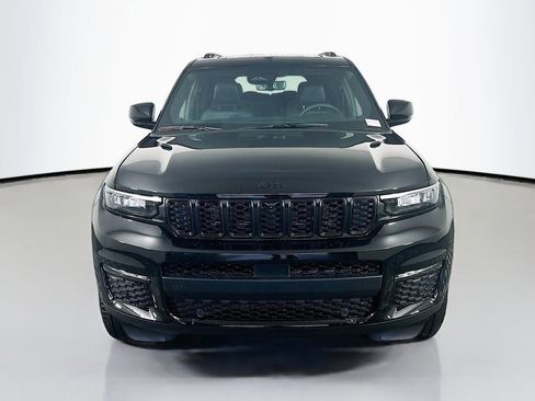 New 2025 Jeep Grand Cherokee L Limited w/ Luxury Tech Group II image 2