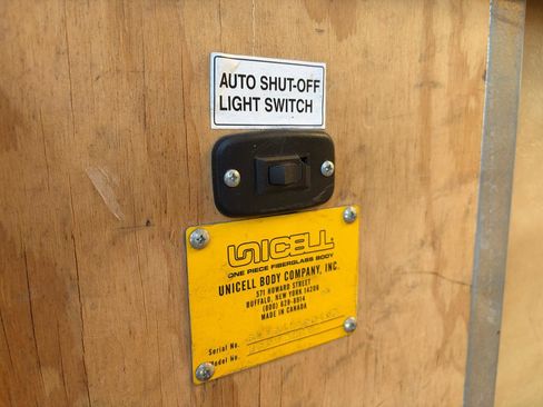 Used 2024 Ford E-350 and Econoline 350 Super Duty w/ Power Windows & Locks Group image 38