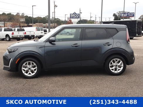 Used 2024 Kia Soul LX w/ Option Group 015 image 2