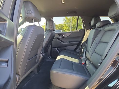 Used 2026 Chevrolet Equinox LT w/ Convenience Package II FWD image 13