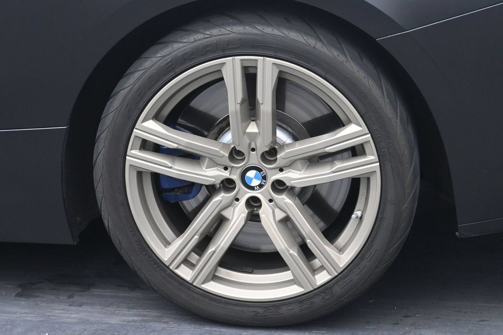 Used 2019 BMW M850i xDrive Coupe w/ Comfort Seating Package AWD/4WD image 12