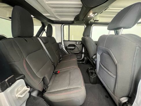 Used 2023 Jeep Wrangler Unlimited Rubicon image 8