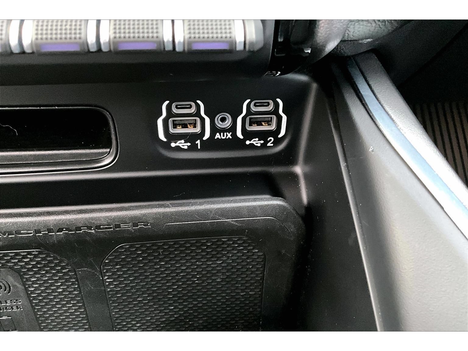Used 2022 RAM 2500 Laramie AWD/4WD image 32