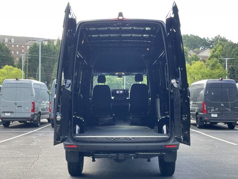 New 2025 Mercedes-Benz Sprinter 2500 image 12