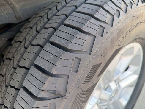 Used 2023 Toyota 4Runner SR5 Premium w/ Moonroof Package image 10