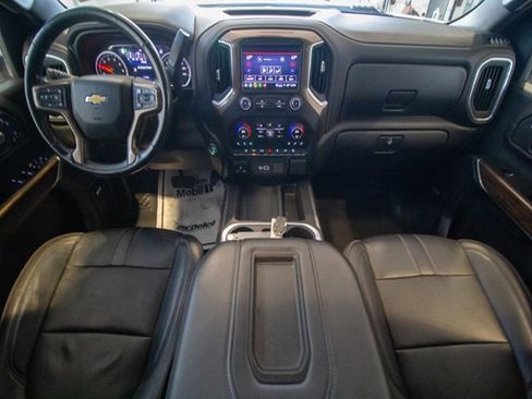 Used 2021 Chevrolet Silverado 2500 High Country w/ Z71 Off-Road Package image 13