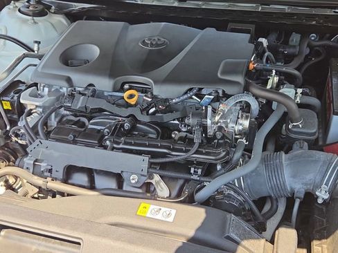 Used 2023 Toyota Camry SE AWD/4WD image 10