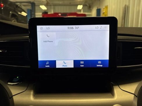 Used 2020 Ford Explorer XLT w/ Equipment Group 202A AWD/4WD image 17