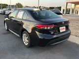 Used 2021 Toyota Corolla LE image 3