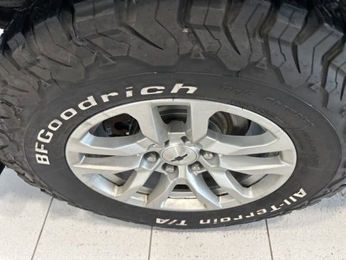 Used 2019 Chevrolet Silverado 1500 RST image 19