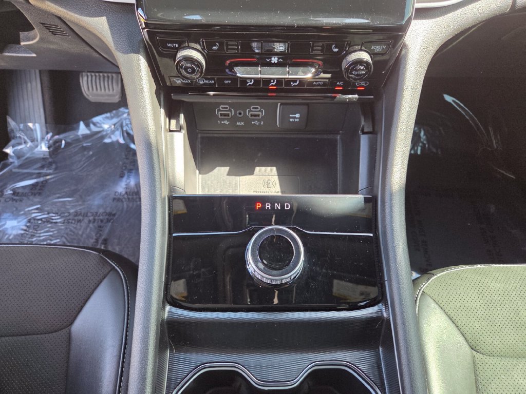 Used 2024 Jeep Grand Cherokee L Altitude AWD/4WD image 33