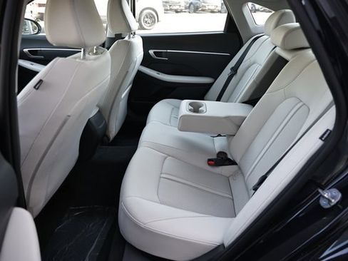 New 2026 Hyundai Sonata SEL AWD/4WD image 8