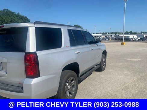 Used 2019 Chevrolet Tahoe LT w/ Off-Road Package AWD/4WD image 7