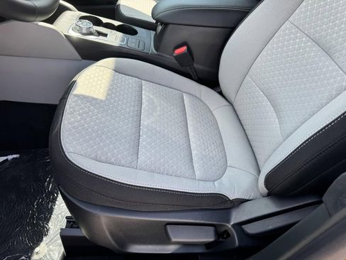 New 2025 Ford Escape Active w/ Cold Weather Package image 9