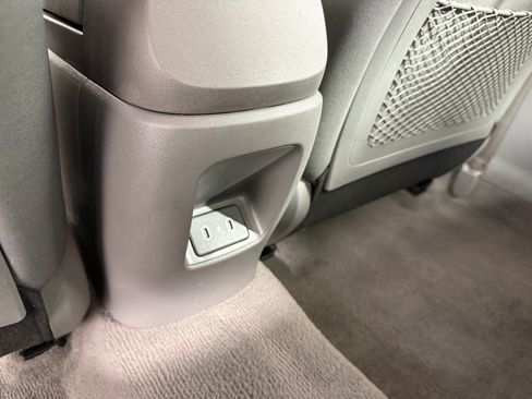 Used 2025 Hyundai Elantra SEL FWD image 29