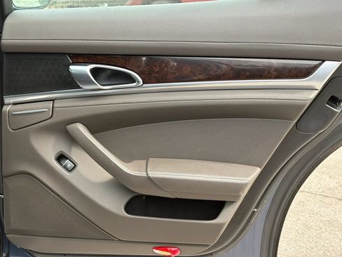 Used 2015 Porsche Panamera 4 AWD/4WD image 14