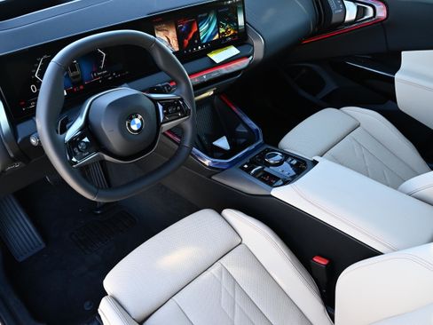 New 2026 BMW X3 xDrive30 w/ Premium Package image 12