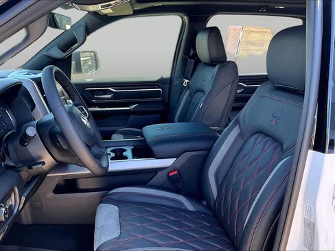 New 2026 RAM 1500 Big Horn AWD/4WD image 9