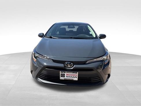 Used 2026 Toyota Corolla LE FWD image 3