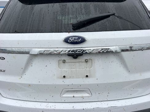 Used 2017 Ford Explorer XLT w/ Equipment Group 201A image 16